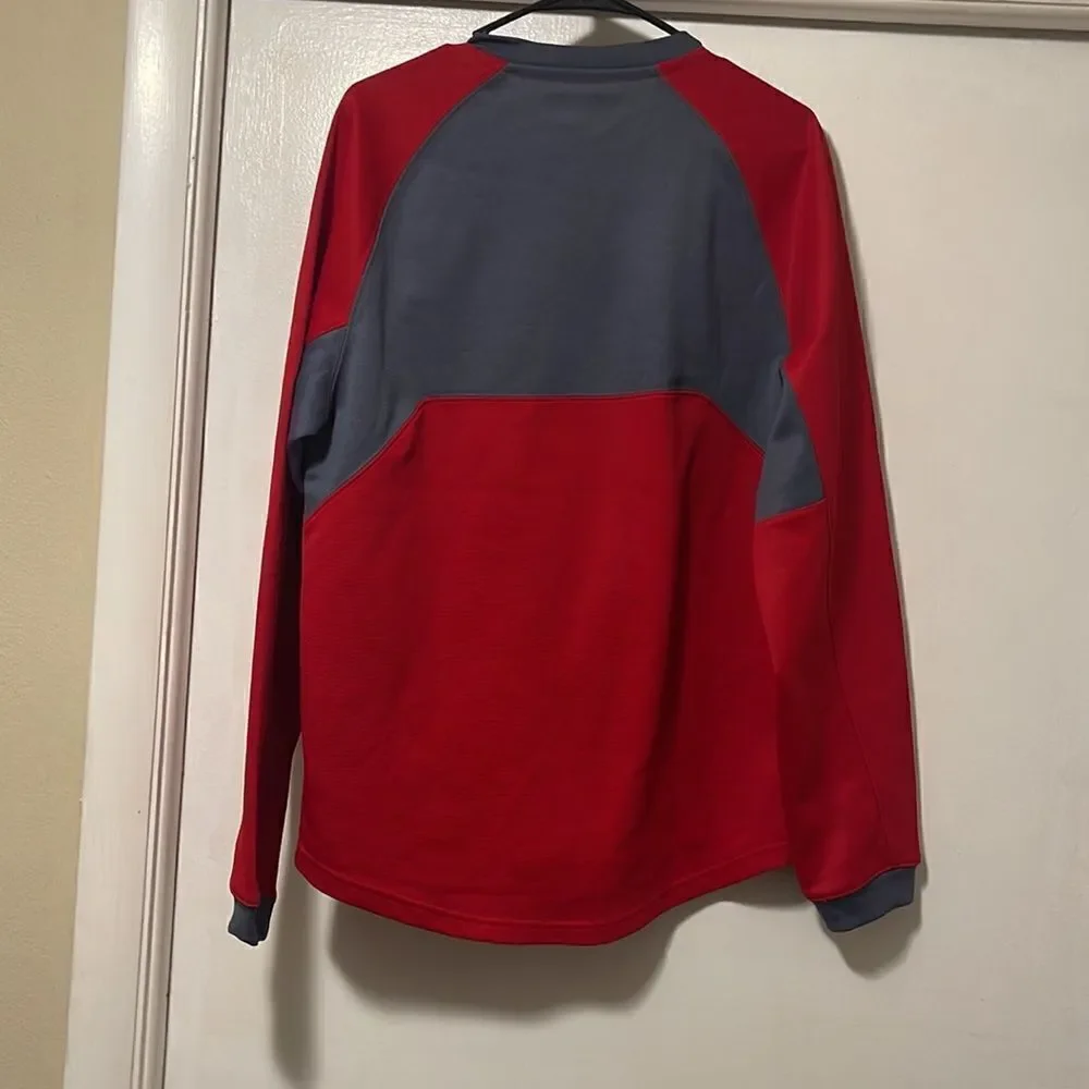 Adidas sweatshirt small